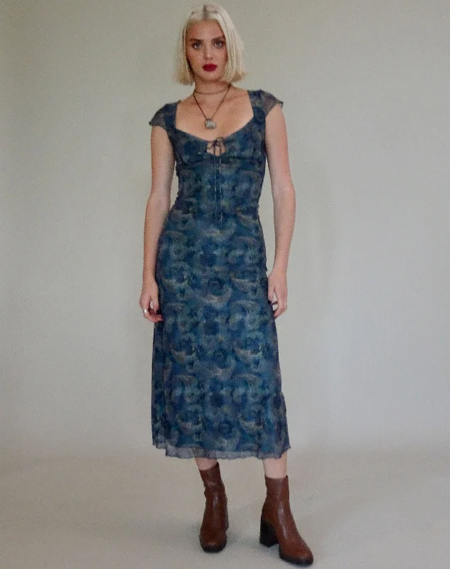 Stylish And Comfortable Clothing For Women Hollywood Glam Award - Show Style Lunama Mesh Midi Dress in Tonal Blue Paisley