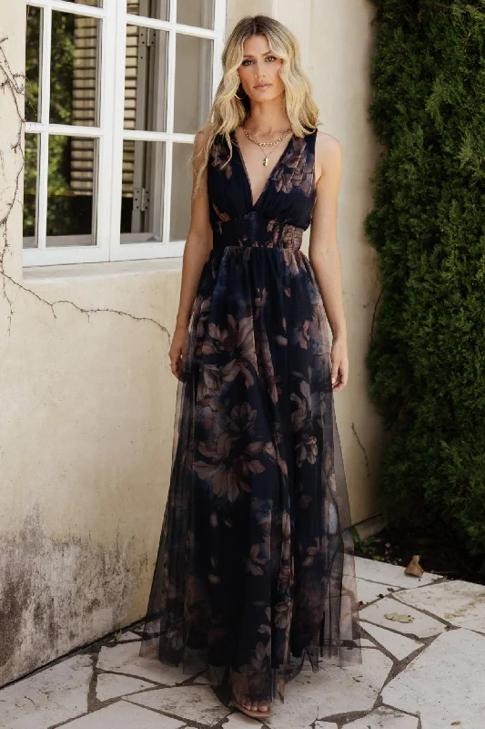 Women's Transitional Outfit Soft Textures Kamila Tulle Maxi Dress | Dark Blue Floral