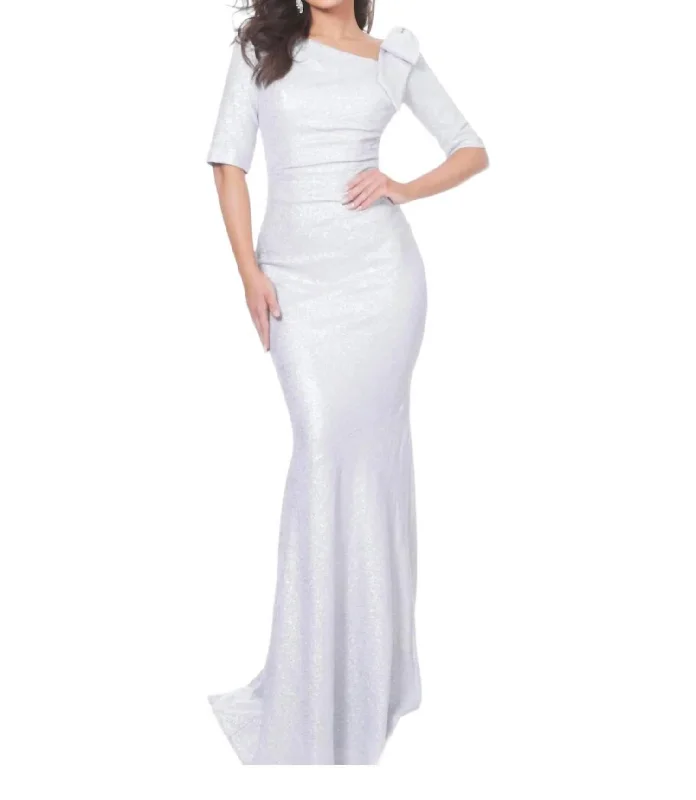 Women's Evening Outfit End - of - Month Blowout Metallic 3/4 Sleeve Gown In Silver