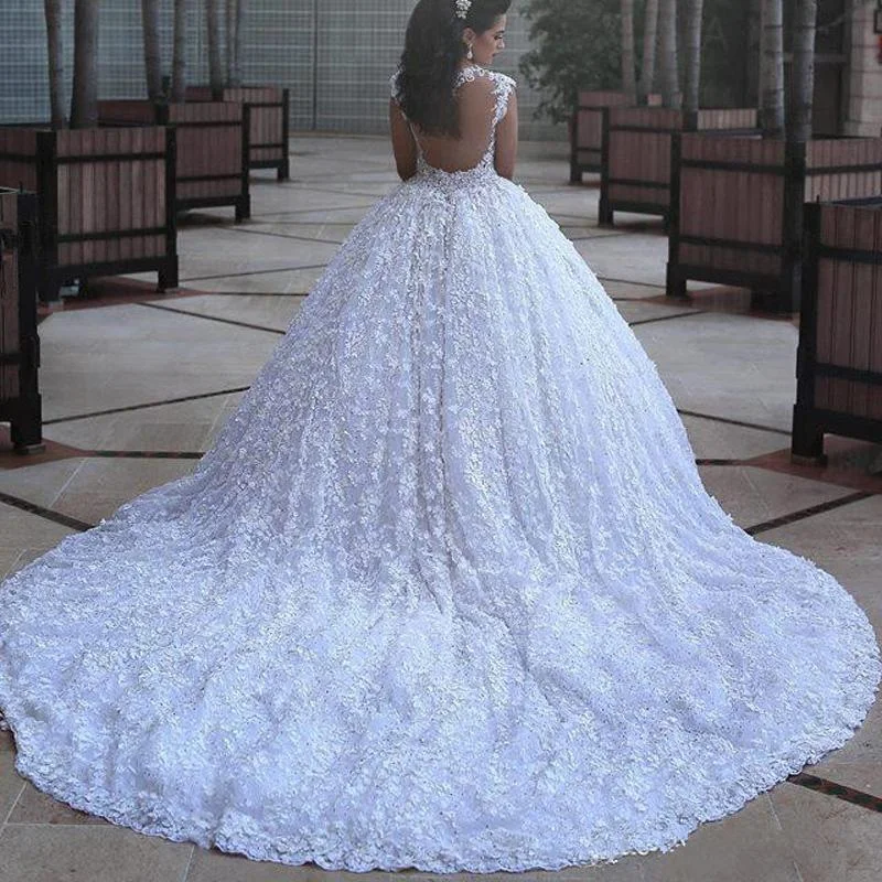 Women's Occasion Wear Clothes Casual Elegance Long Full Lace Elegant Fall  Gorgeous Modest Plus Size Princess  Wedding Dresses with train, Bridal Gown,WD0342