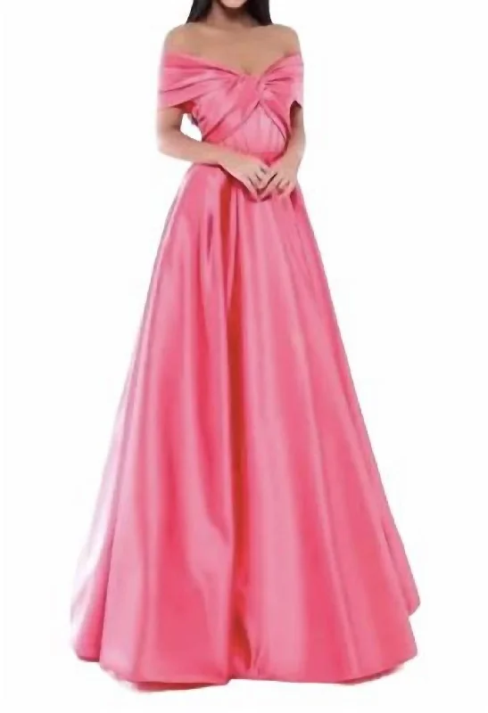 Women's Evening Wear Outfit Effortless Style Off The Shoulder Ballgown In Coral