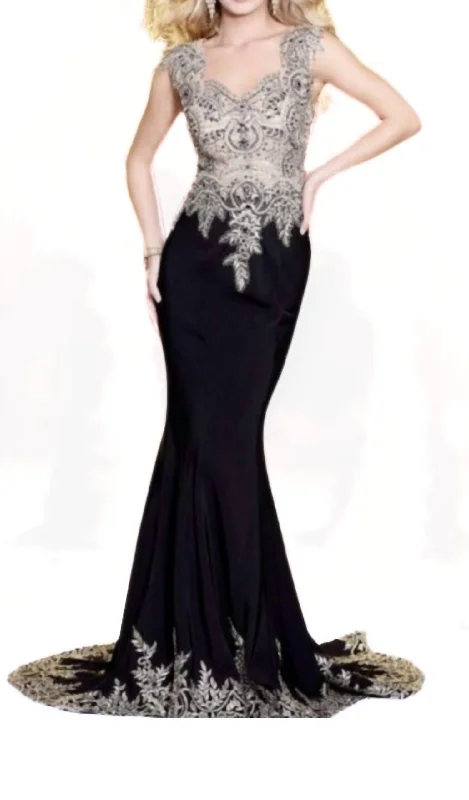 Women's Fashion-Forward Apparel Casual Weekend Relaxed Style Lace Long Gown In Black