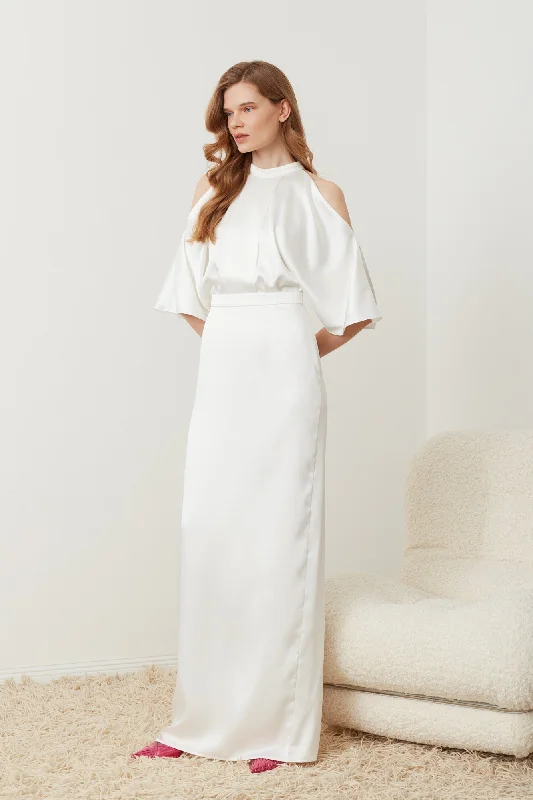 Women's Plus-Size Outfit Romantic Flair DEVA white cold shoulder maxi wedding dress